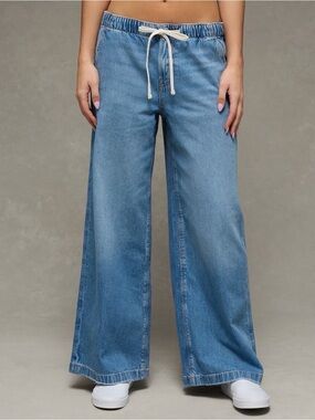 American Eagle Low Rise Baggy Ultra Wide Leg Jeans Drawstring M